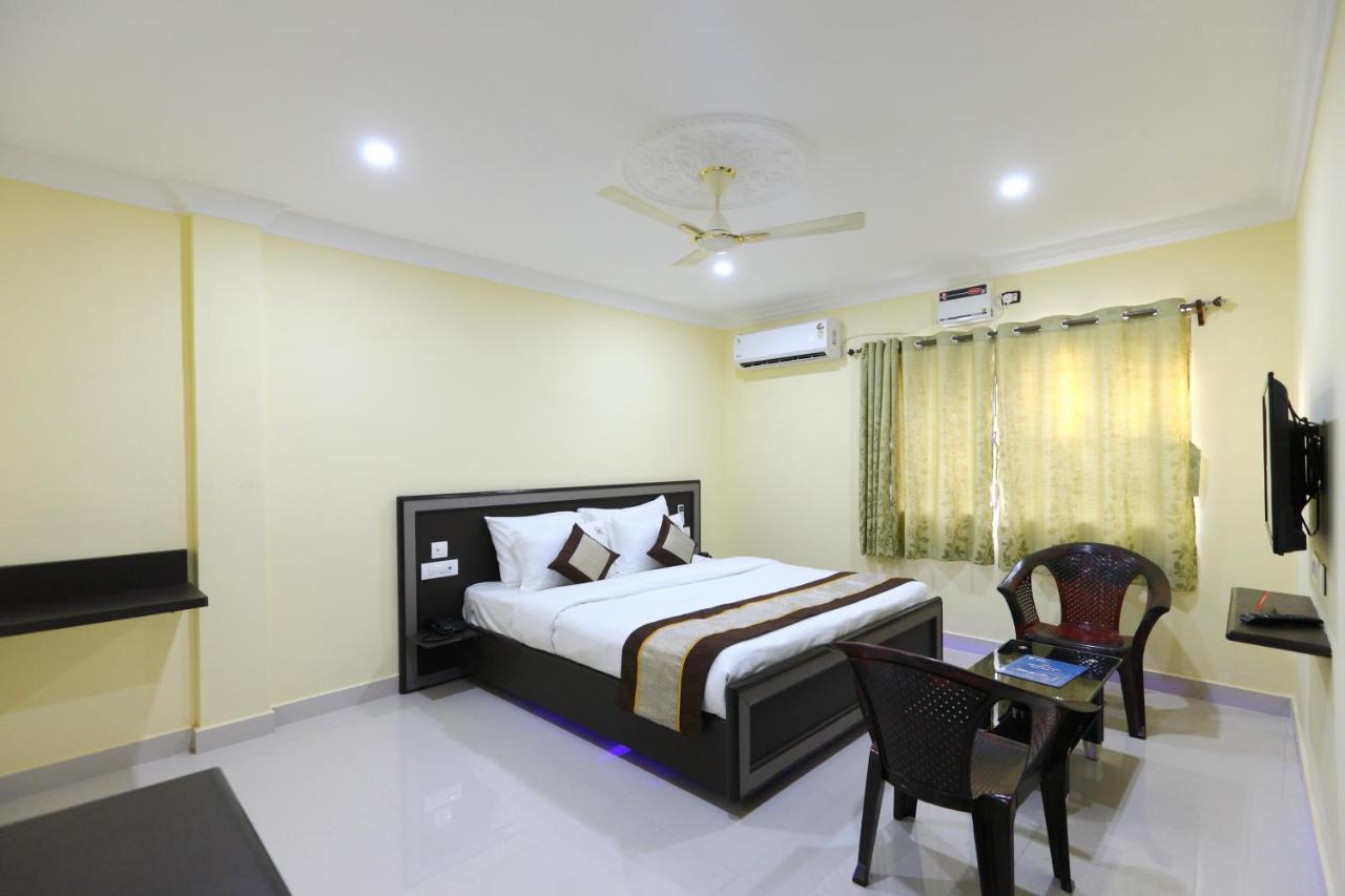 Hotel Sal Inn - Near Airport Ченнаї Екстер'єр фото