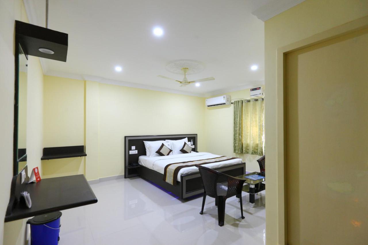Hotel Sal Inn - Near Airport Ченнаї Екстер'єр фото