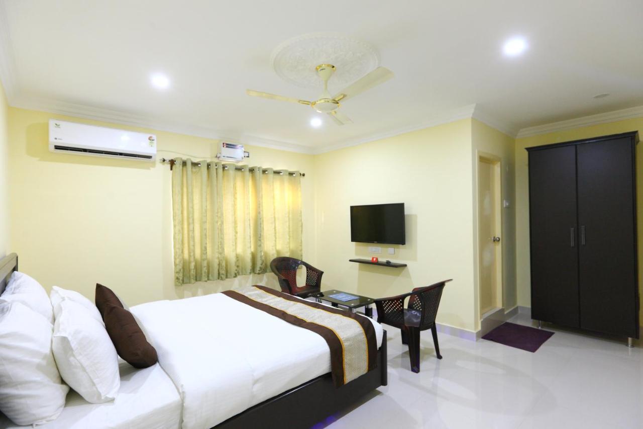 Hotel Sal Inn - Near Airport Ченнаї Екстер'єр фото