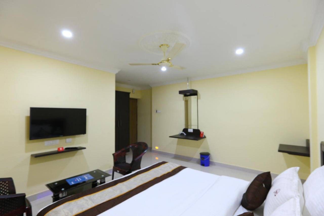 Hotel Sal Inn - Near Airport Ченнаї Екстер'єр фото